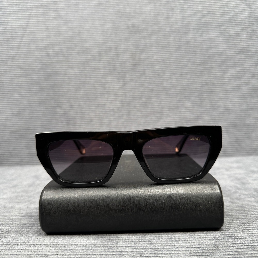 Quay Australia Dollar Signs Polarized Sunglasses Black Gold Rectangular Frame